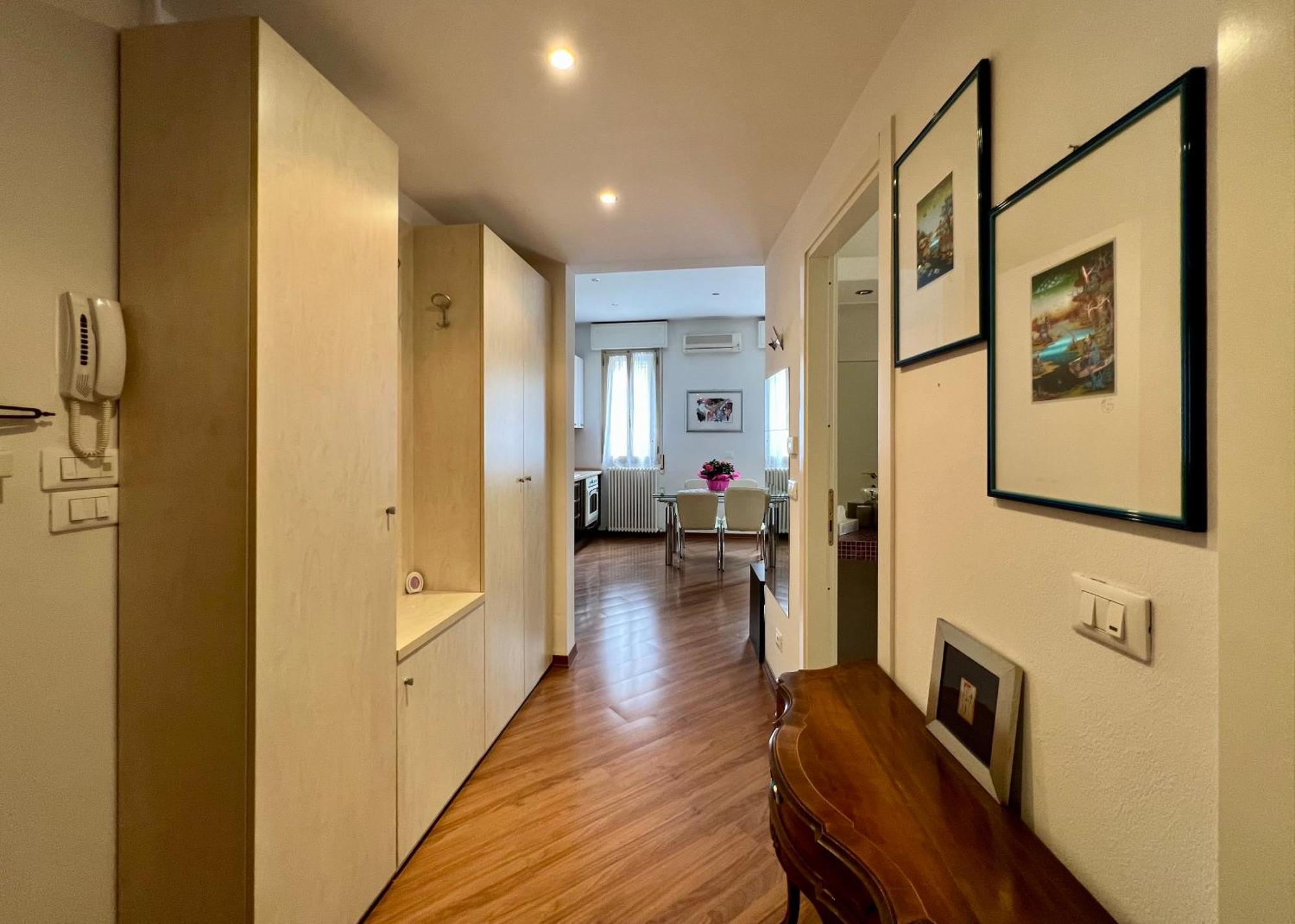 Charming Apartment Near Saragozza Bologna Exterior photo